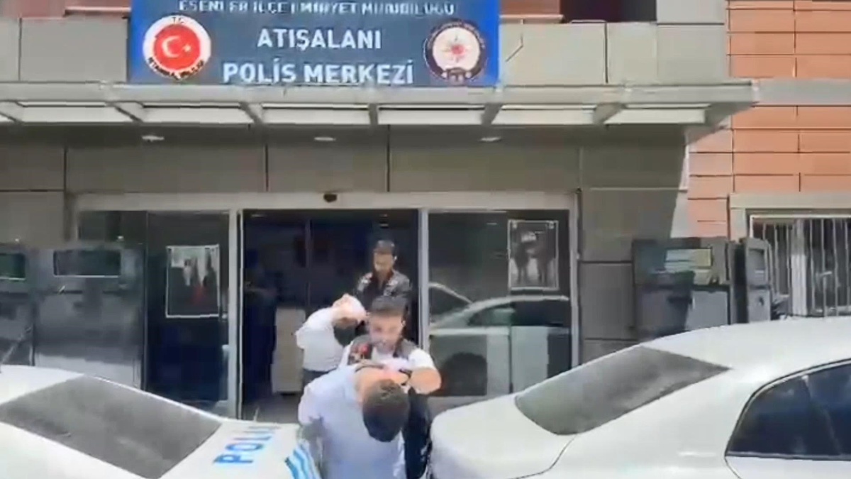 Esenler\'de Motosiklet Hırsızlığı Operasyonu