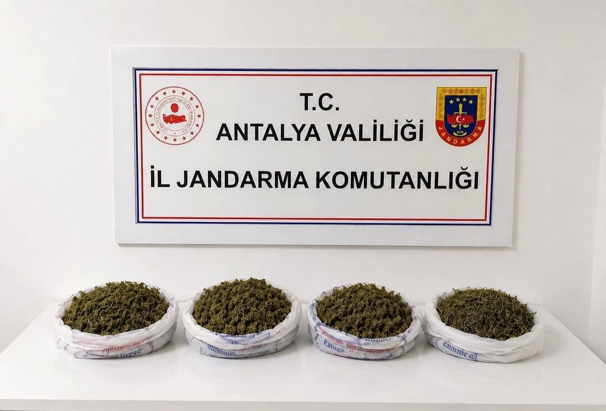 Alanya\'da 2 Kilo Uyuşturucu Ele Geçirildi