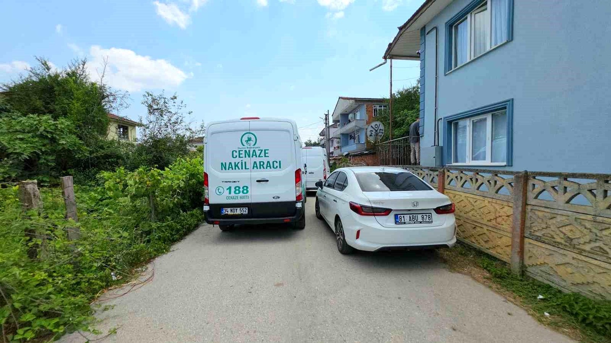 Düzce\'de Silahla Oynarken İhmal: Genç İşçi Hayatını Kaybetti