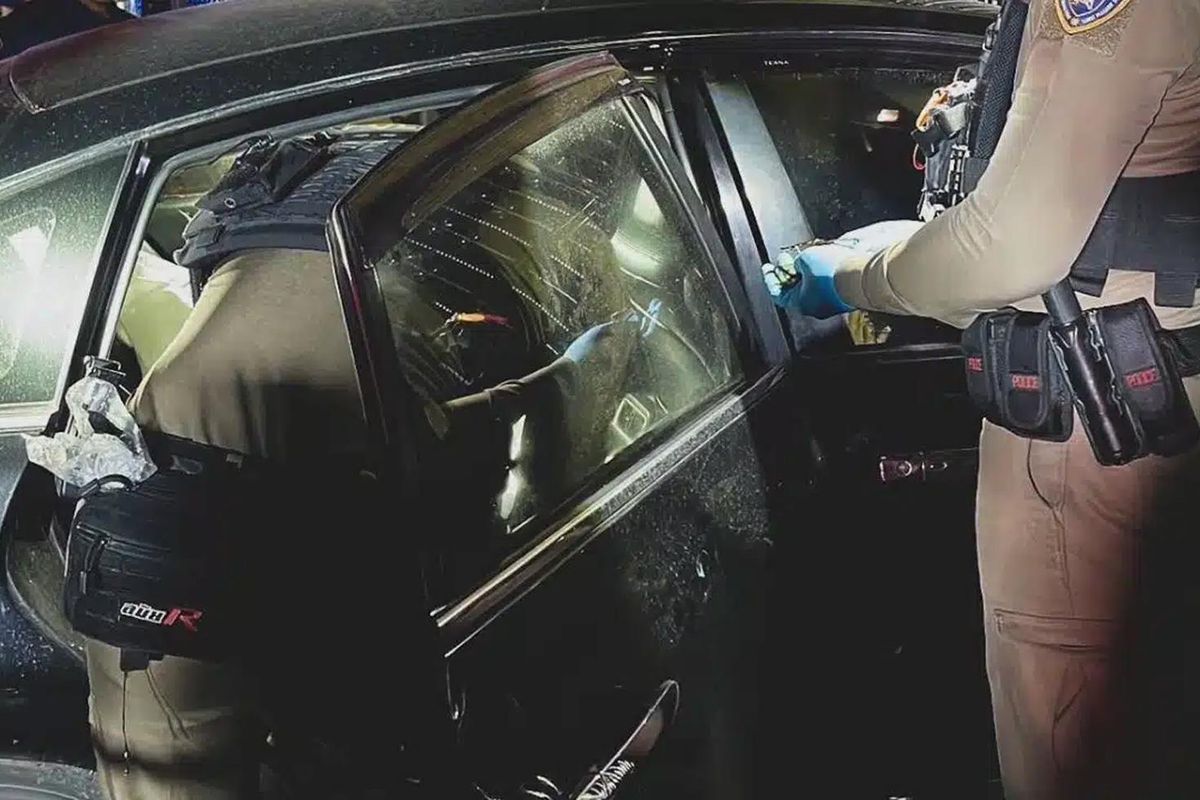 İşe gitmek için arabasına bindi, hayatının şokunu yaşadı
