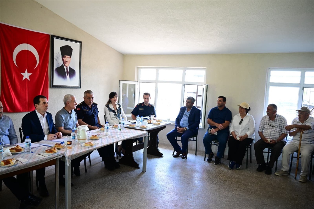 Vali Turan\'dan Köy Ziyareti