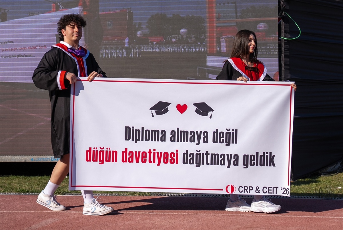 ODTÜ\'de Mezuniyet Coşkusu
