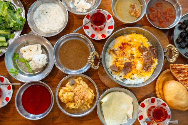 Van'ın gastronomi mirası lezzet noktalarında yaşatılıyor