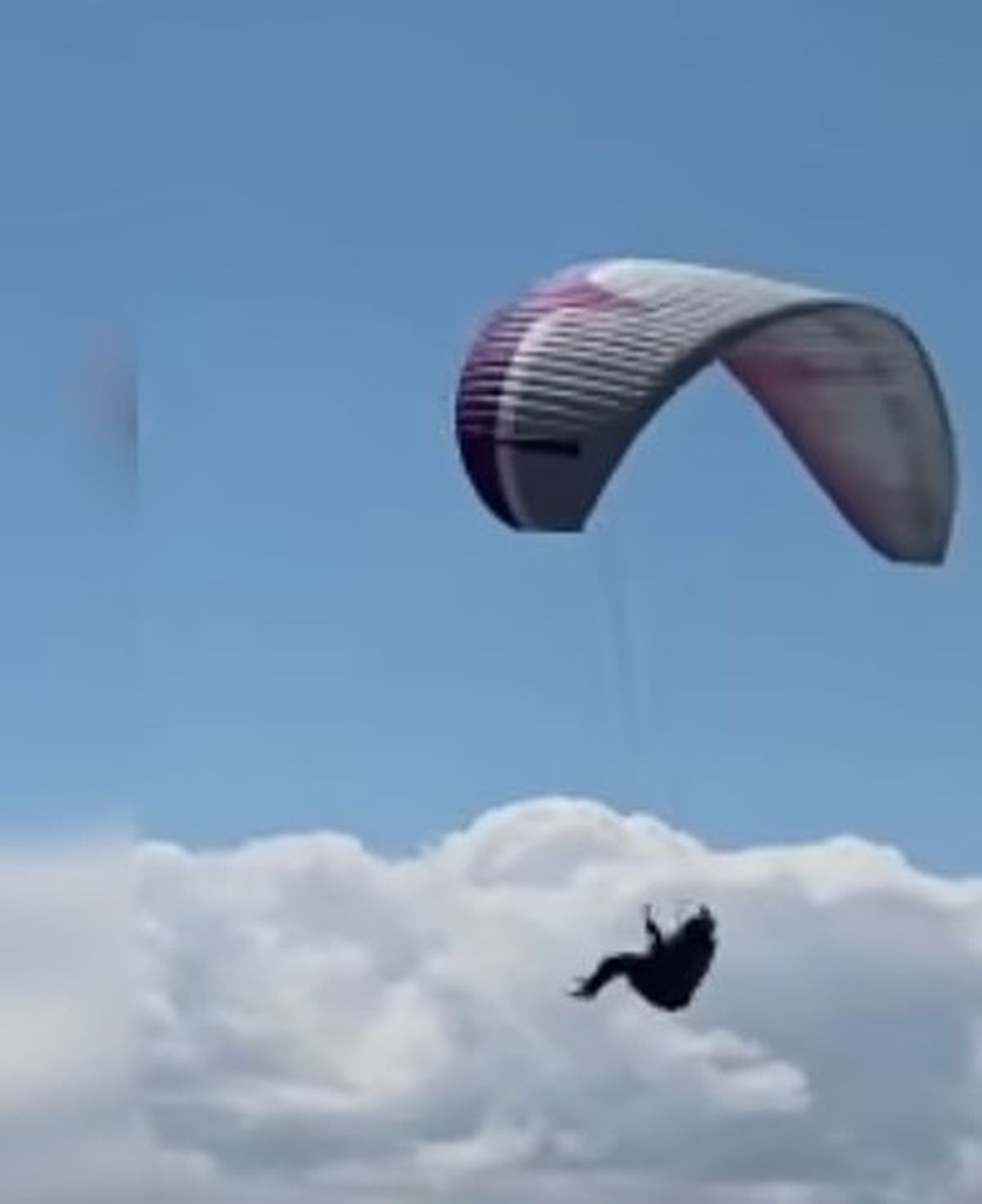 Yamaç Paraşütü Kazasında Pilot Bayram Kurt Hayatını Kaybetti