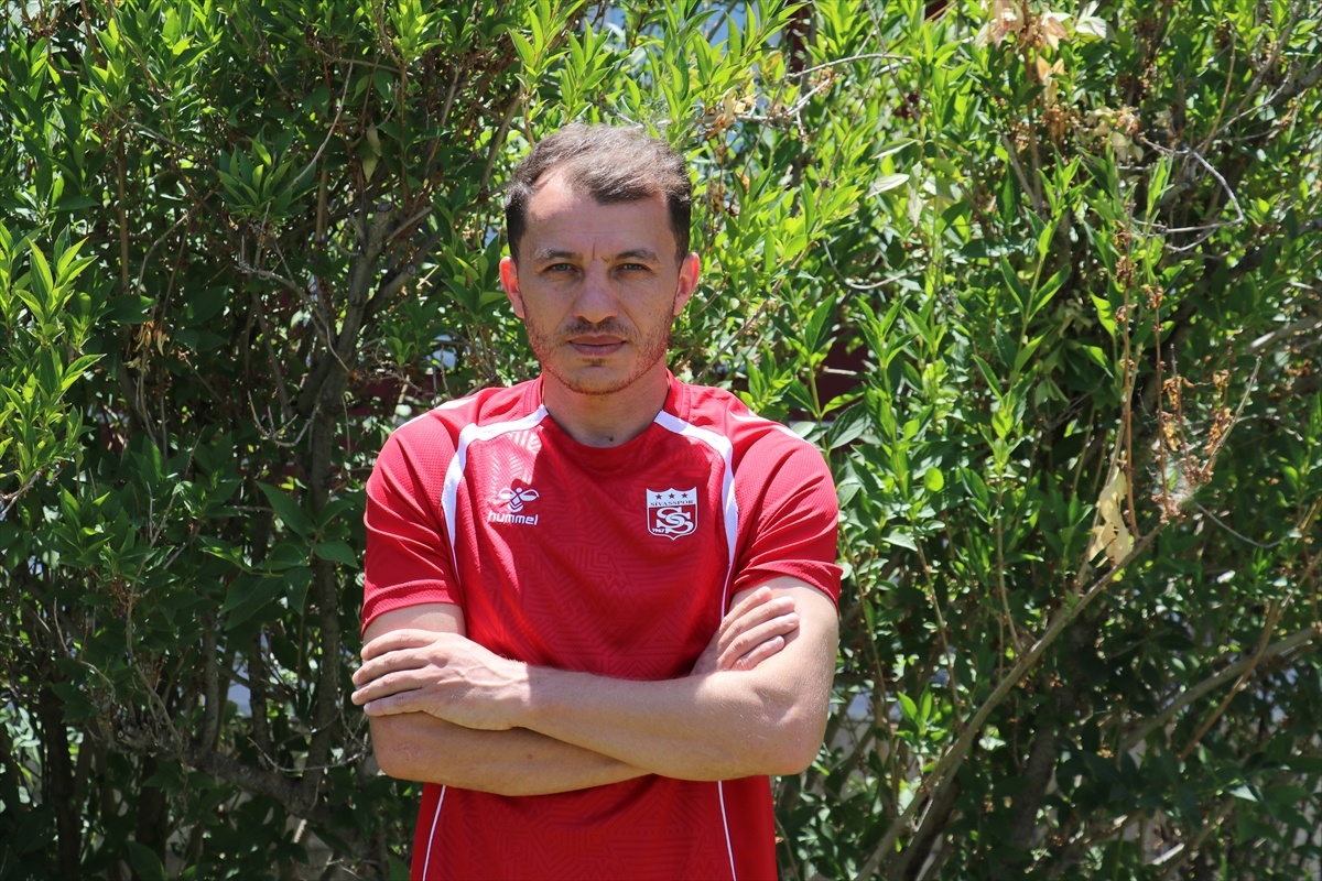 Ziya Erdal Sivasspor\'a Döndü