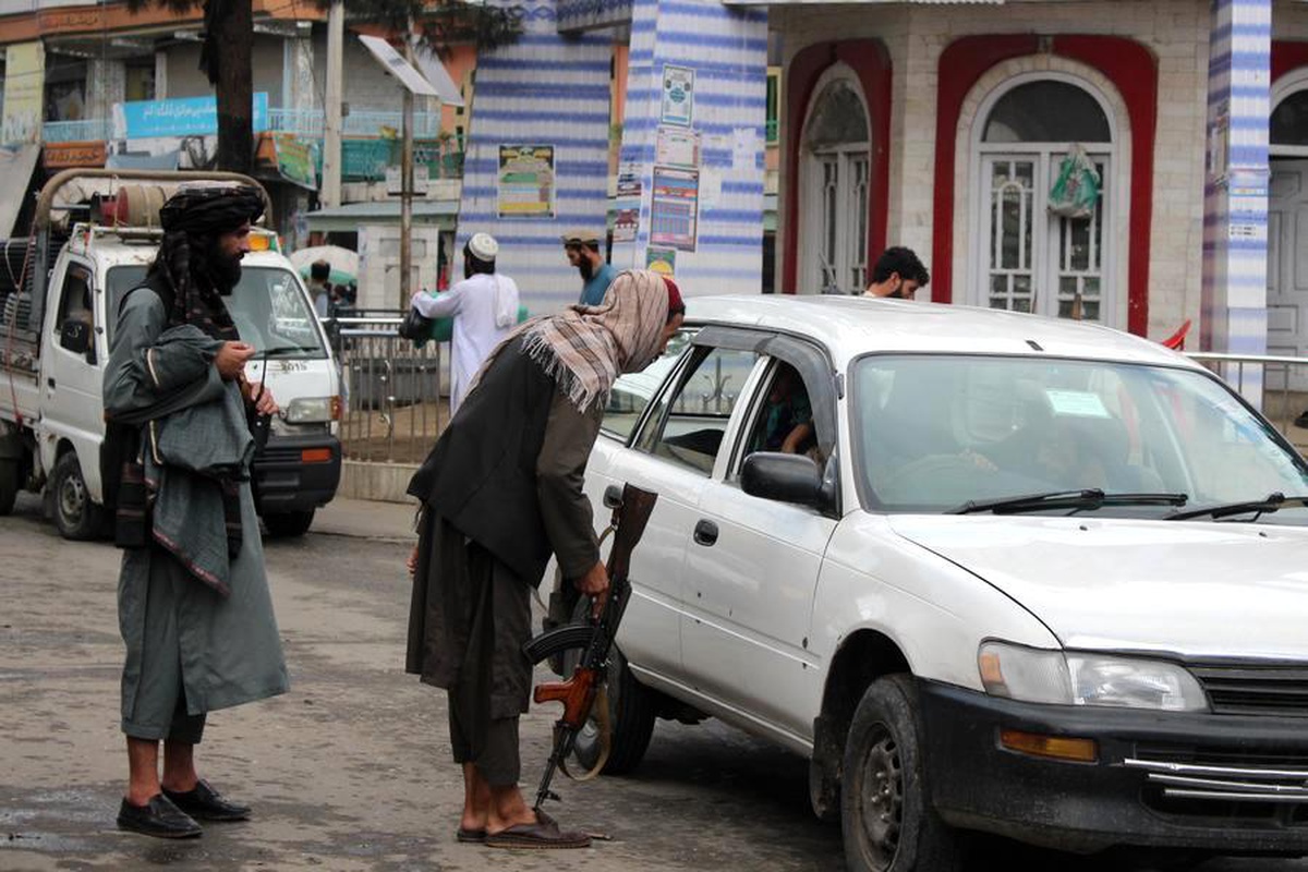 Farah\'ta Uyuşturucu Operasyonu: 2 Ton Malzeme Ele Geçirildi