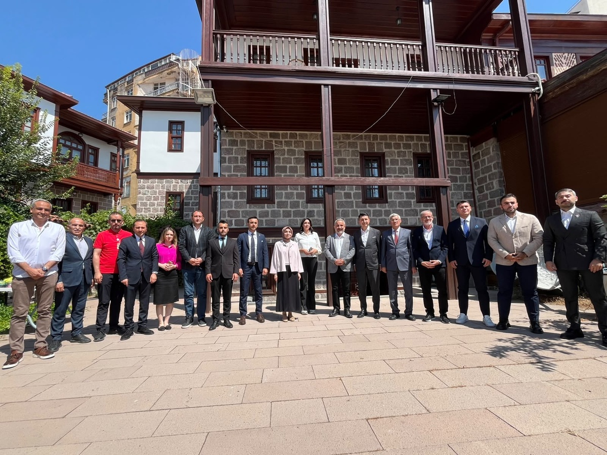 Meclis Tatile Girebilir, Olağanüstü Toplantıya Açık