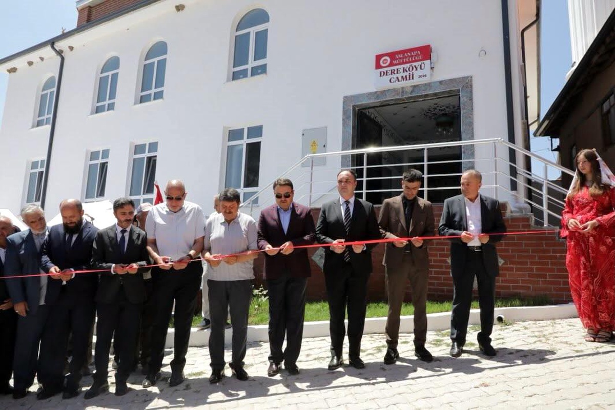 Dere Köy Camii İbadete Açıldı