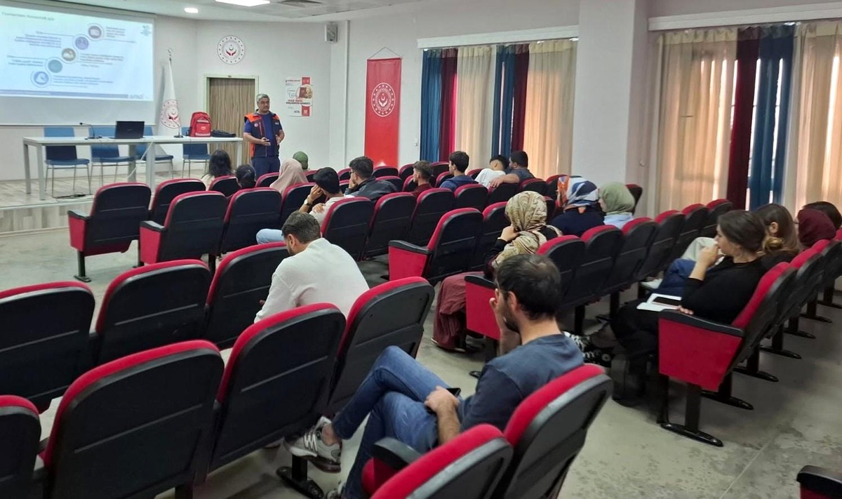 Bayburt\'ta Afet Farkındalık Eğitimi