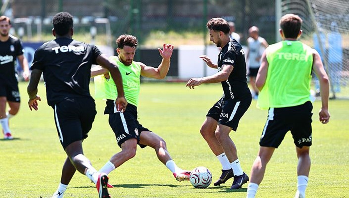 Beşiktaş, Midtjylland Maçına Hazırlanıyor