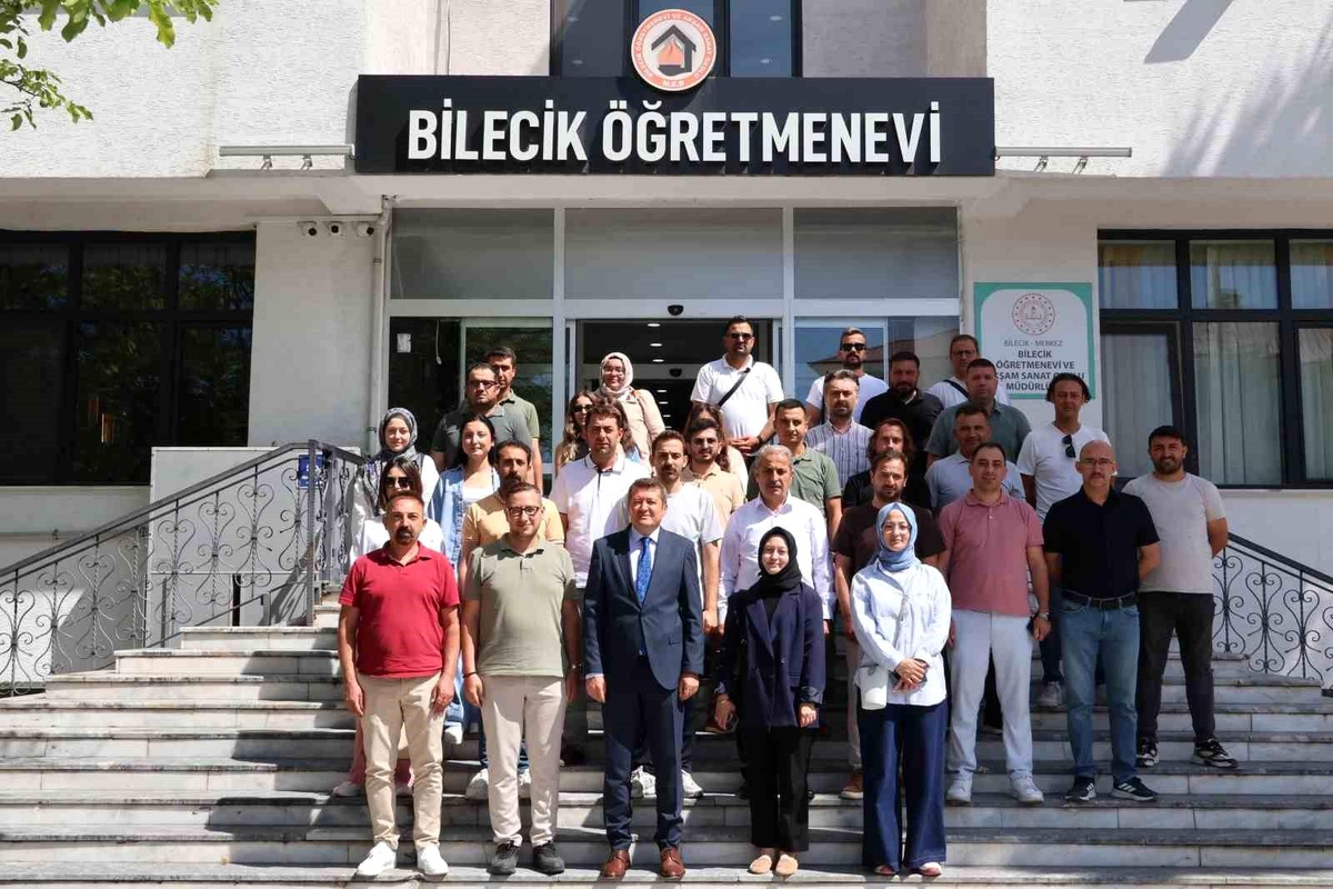 Bilecik\'te Yönetici Yetiştirme Semineri