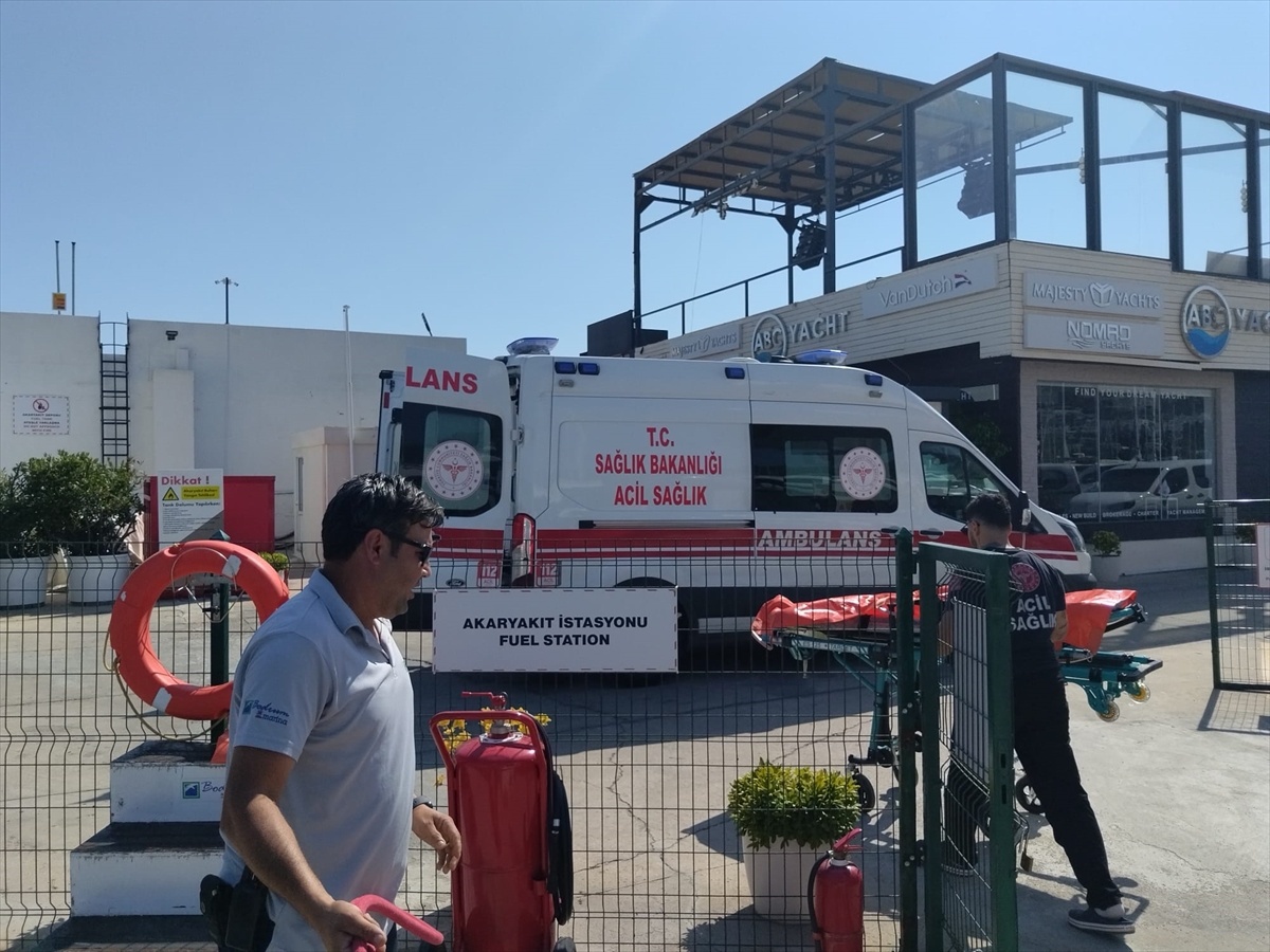 Bodrum\'da 3 Kişi Denizde Tahliye Edildi
