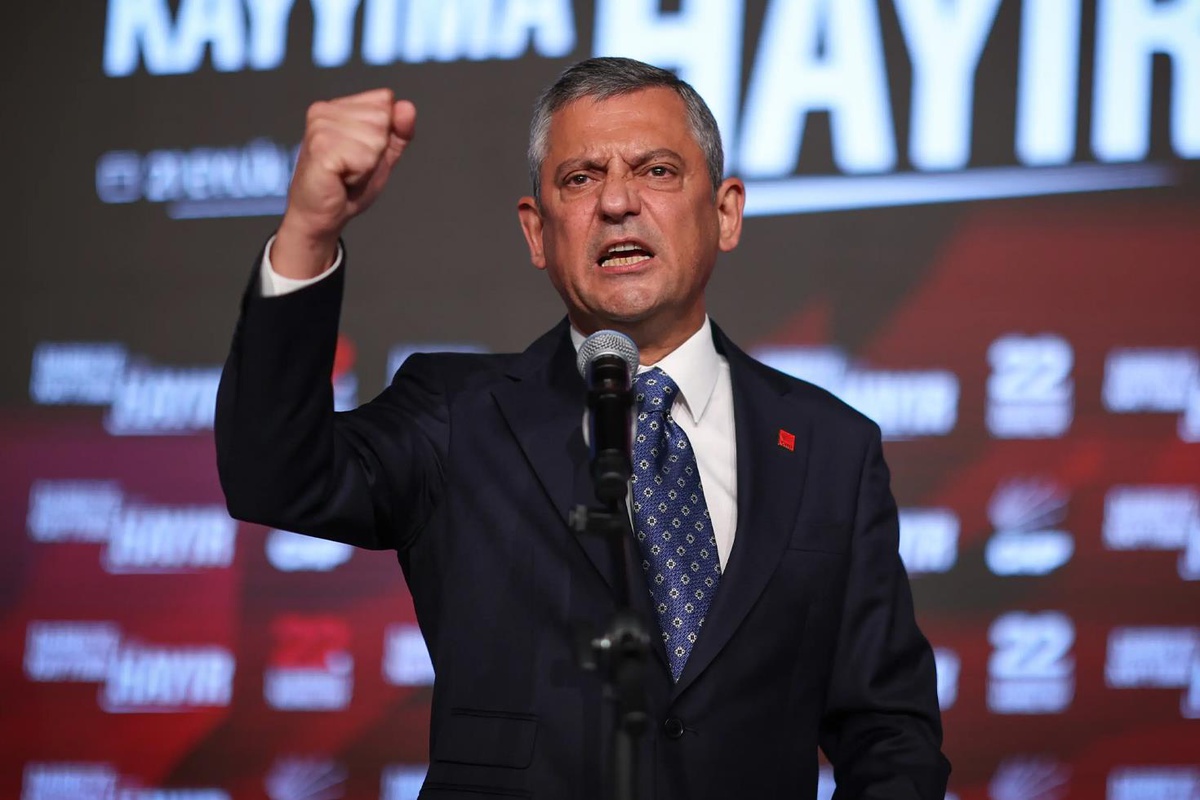 Bomba iddia: Özgür Özel yarın CHP\'den istifa edecek