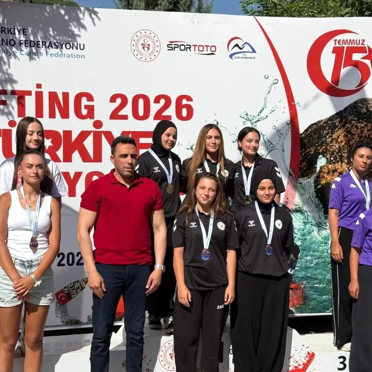 Çatak'ta Rafting Şampiyonası Heyecanı