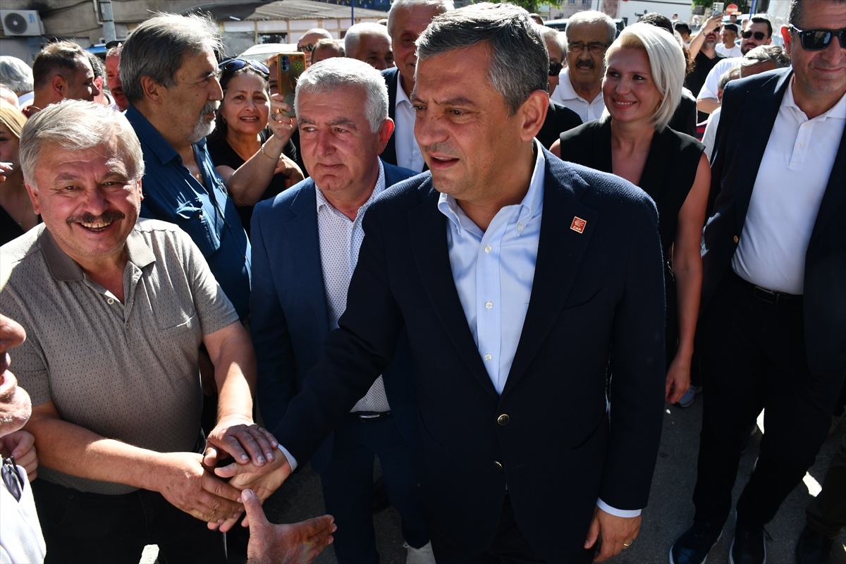 Özel, "Çağrı heyeti" başkanlığına Murat Karayalçın\'ı önerdi