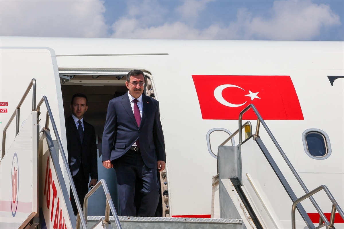 Yılmaz, Kıbrıs Barış Harekatı\'nın 52. yılı için KKTC\'de