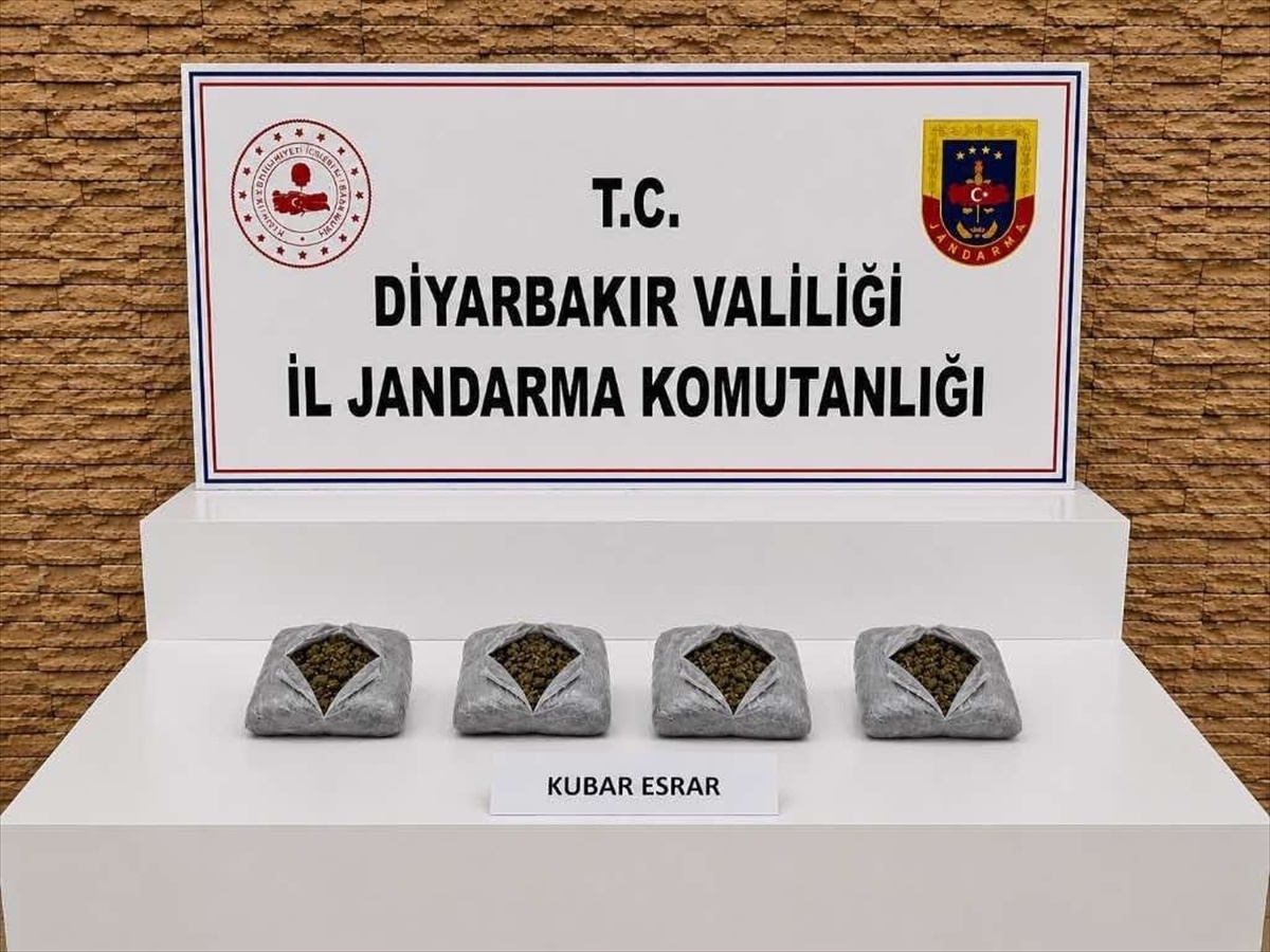 Diyarbakır\'da Uyuşturucu Operasyonu