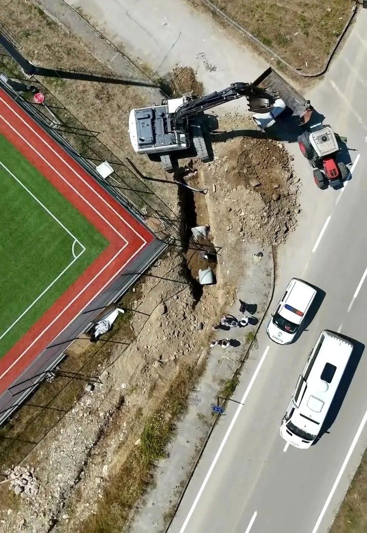 Erfelek\'te su baskınlarına kalıcı çözüm için ilk kazma vuruldu