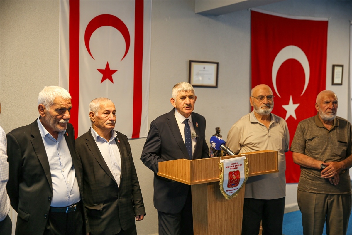 Erzurum\'da Gazilerden Kıbrıs Şehitlerine Anma