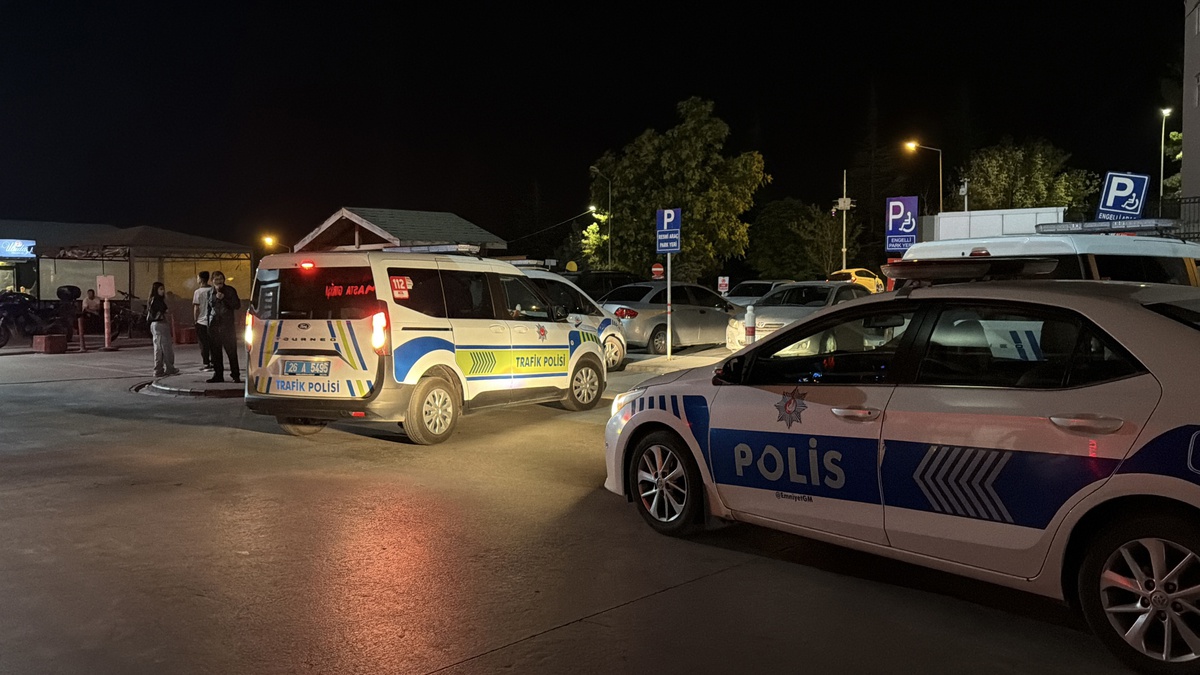 Plakasız Motosiklet Sürücüsü Bekçiye Çarptı