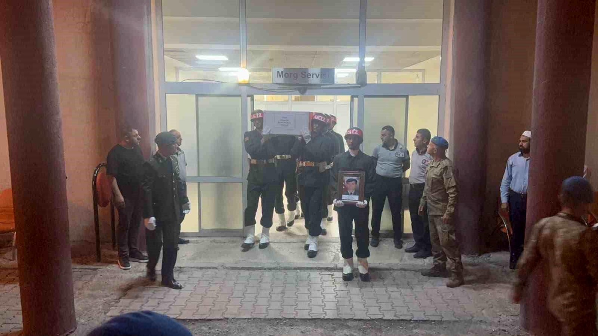 Yüksel Işık İçin Askere Uğurlama Töreni