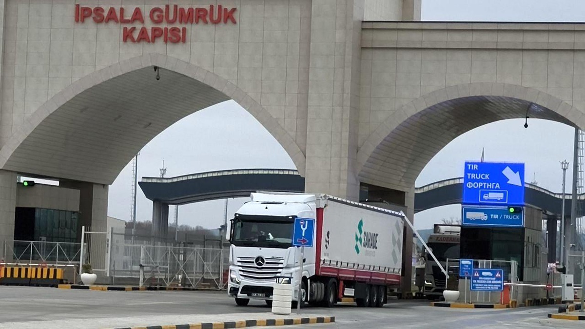Edirne\'de Gümrük Memurlarına Operasyon