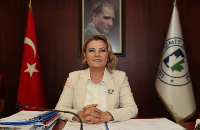 İzmit Belediyesi'ne operasyon! Başkan Fatma Kaplan Hürriyet ve eşi gözaltına alındı