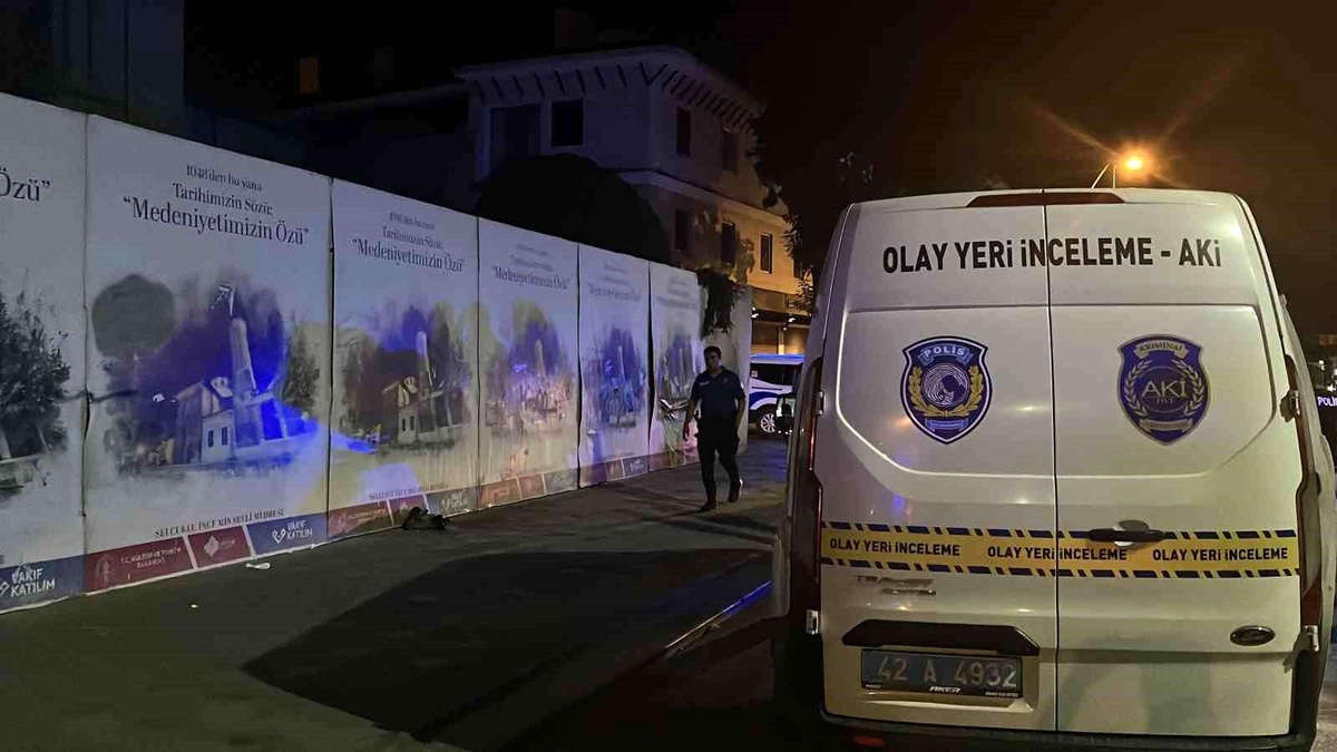 Konya\'da Bıçaklı Kavga: 1 Yaralı