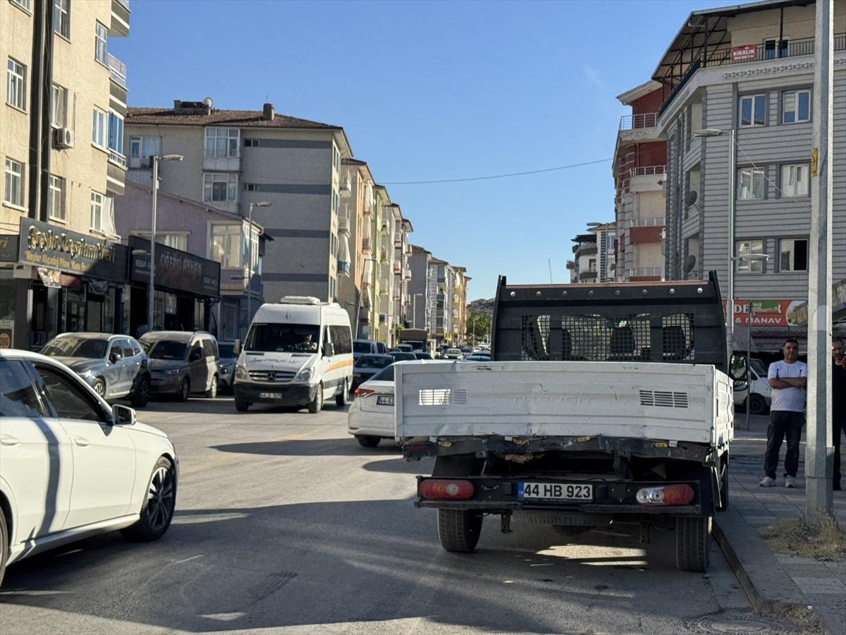 Malatya\'da Zincirleme Kaza: 10 Yaralı