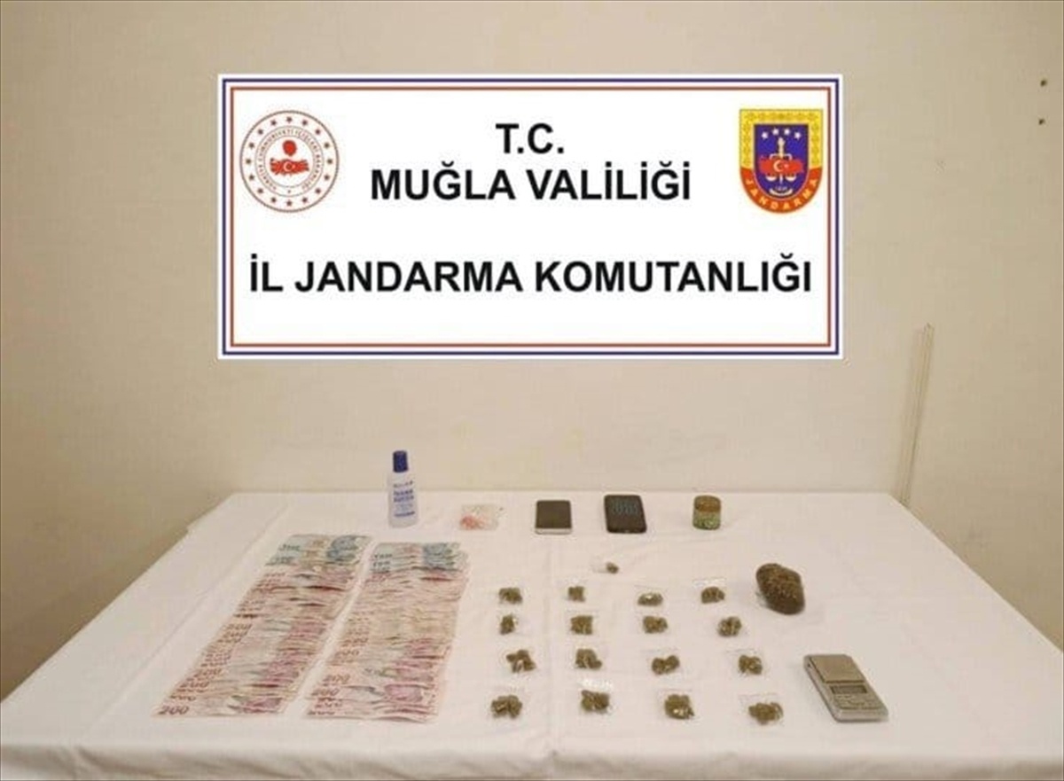 Muğla\'da Uyuşturucu Operasyonu: 5 Tutuklama
