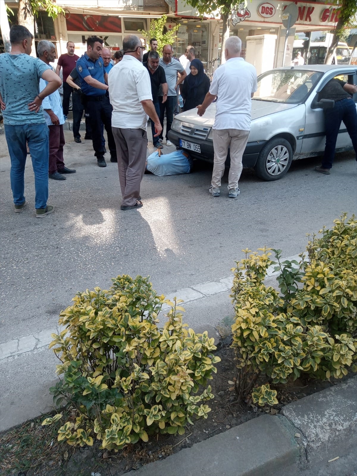 Yaya Kaza Geçirdi, Hastaneye Kaldırıldı