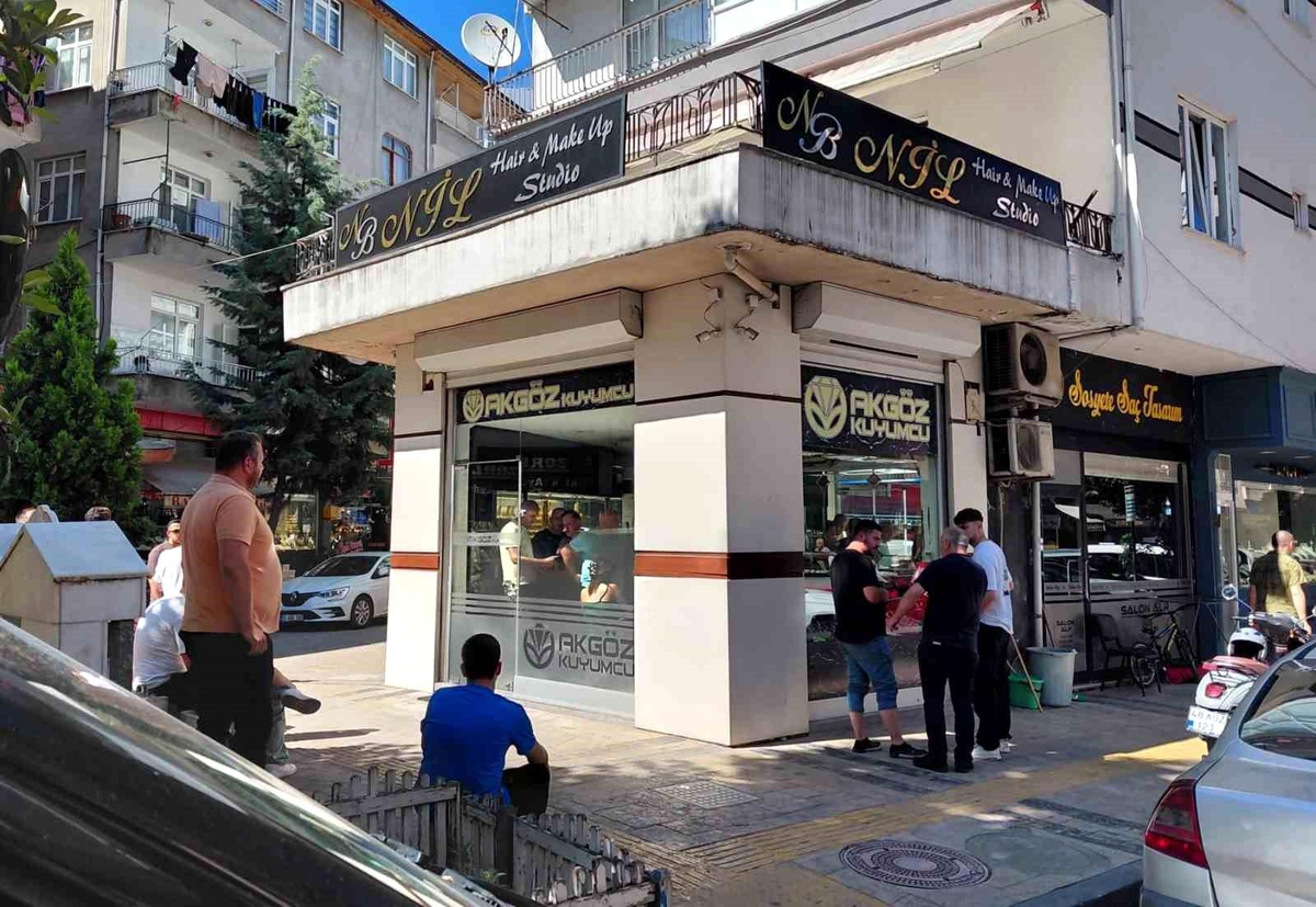 Kuyumcu Hırsızları Yakalandı