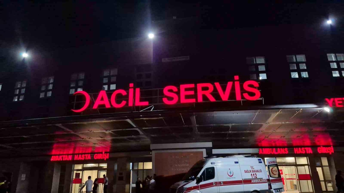 Eskişehir\'de Motosiklet Sürücüsü Bekçiye Çarptı