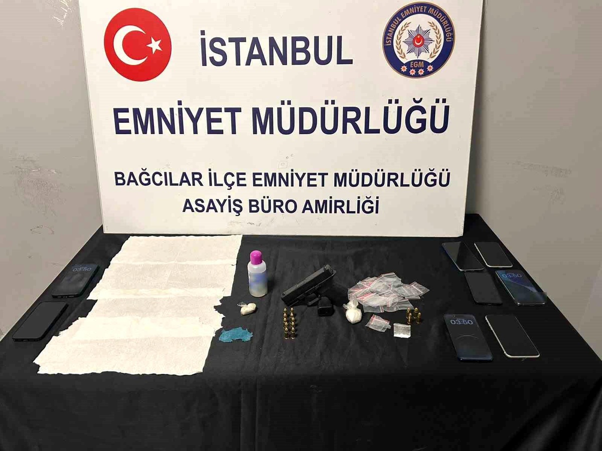 Bağcılar\'da Uyuşturucu Operasyonu: 5 Tutuklama