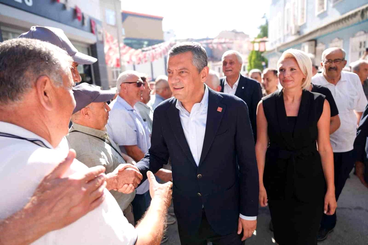 CHP\'li Bayırköy Belediye Başkanı Aykut Dilsiz, Özel\'i karşılamaya gelmedi