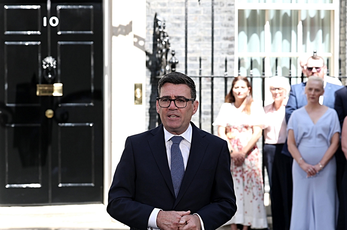 Li Qiangdan Andy Burnhama Tebrik Son Dakika 