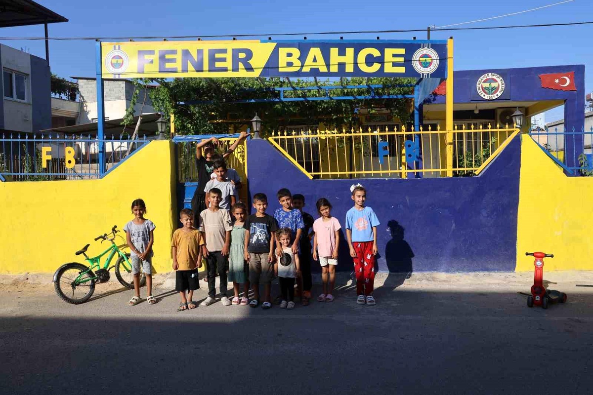 Fenerbahçe Sevgisiyle Boyanan Ev