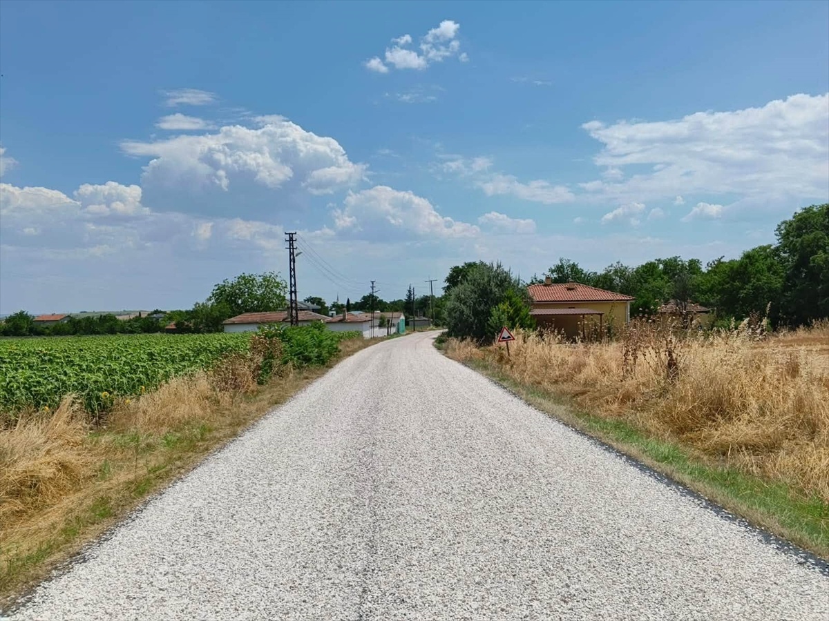 Edirne\'de Köy Yolları Yenileniyor