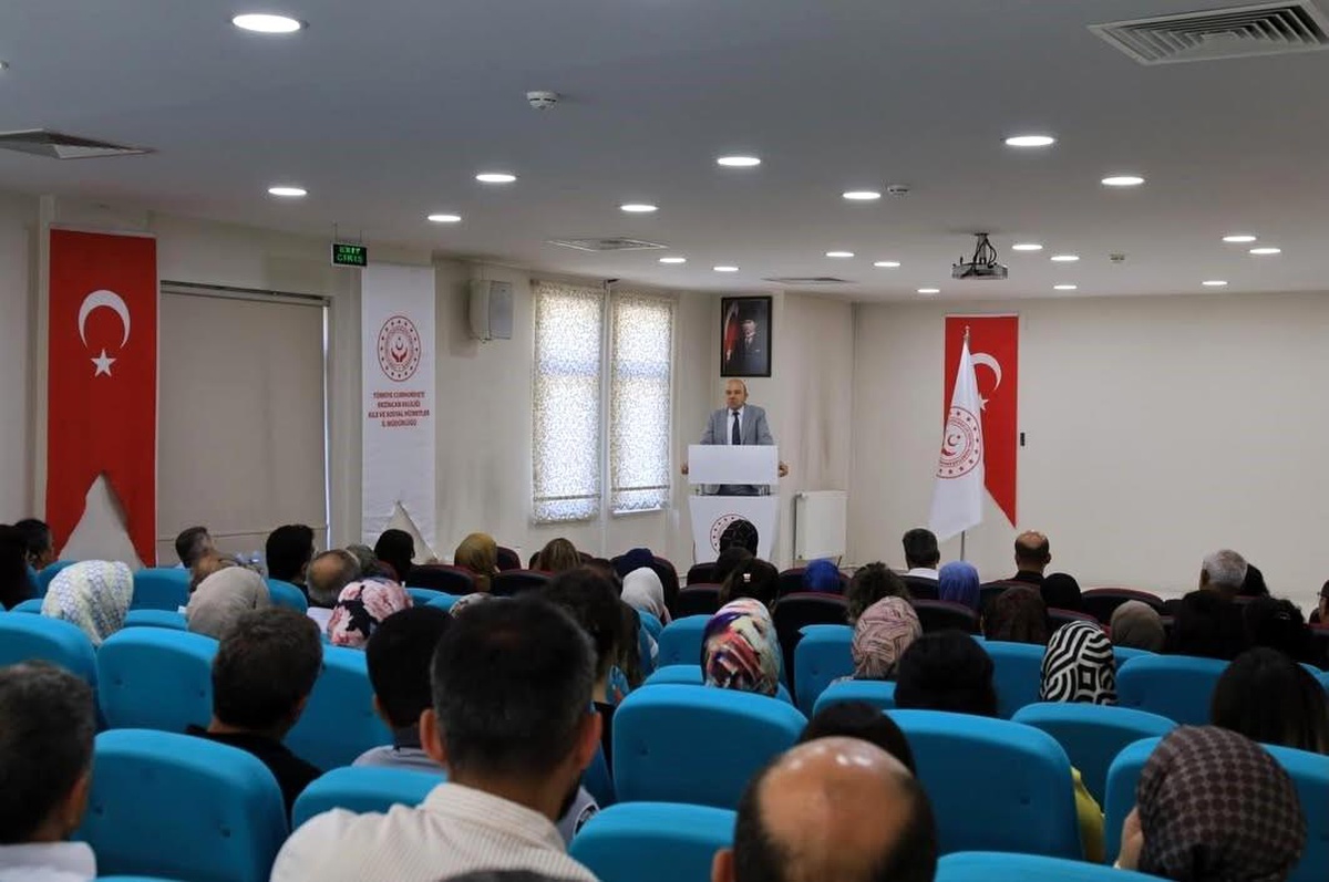 Erzincan Sosyal Hizmetler Türkiye İkincisi