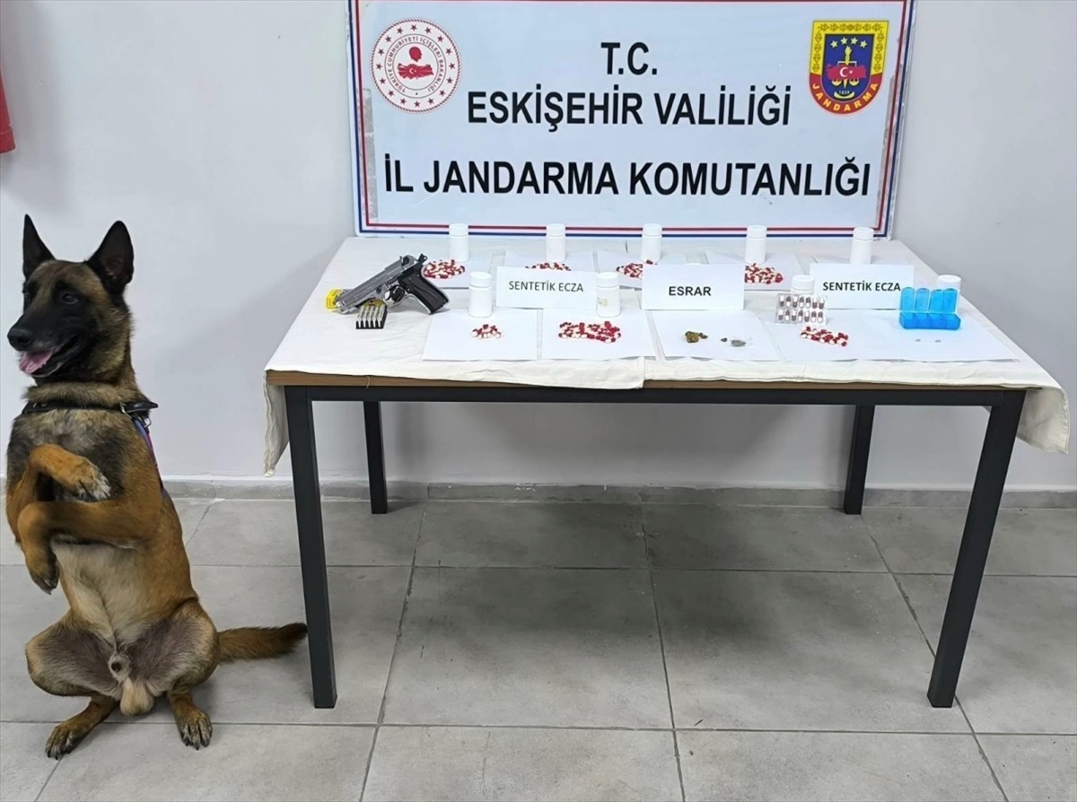 Eskişehir\'de Uyuşturucu Operasyonu