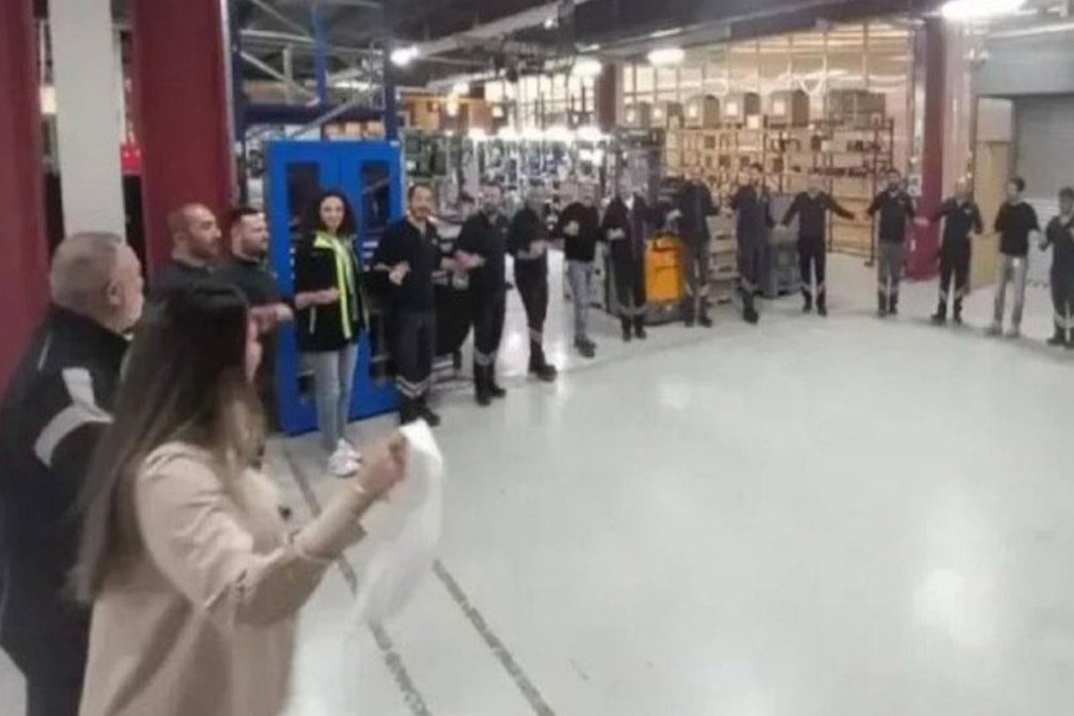 Fabrikada rekor zam: En düşük maaş 153 bin TL\'ye çıktı, işçiler halay çekerek kutladı