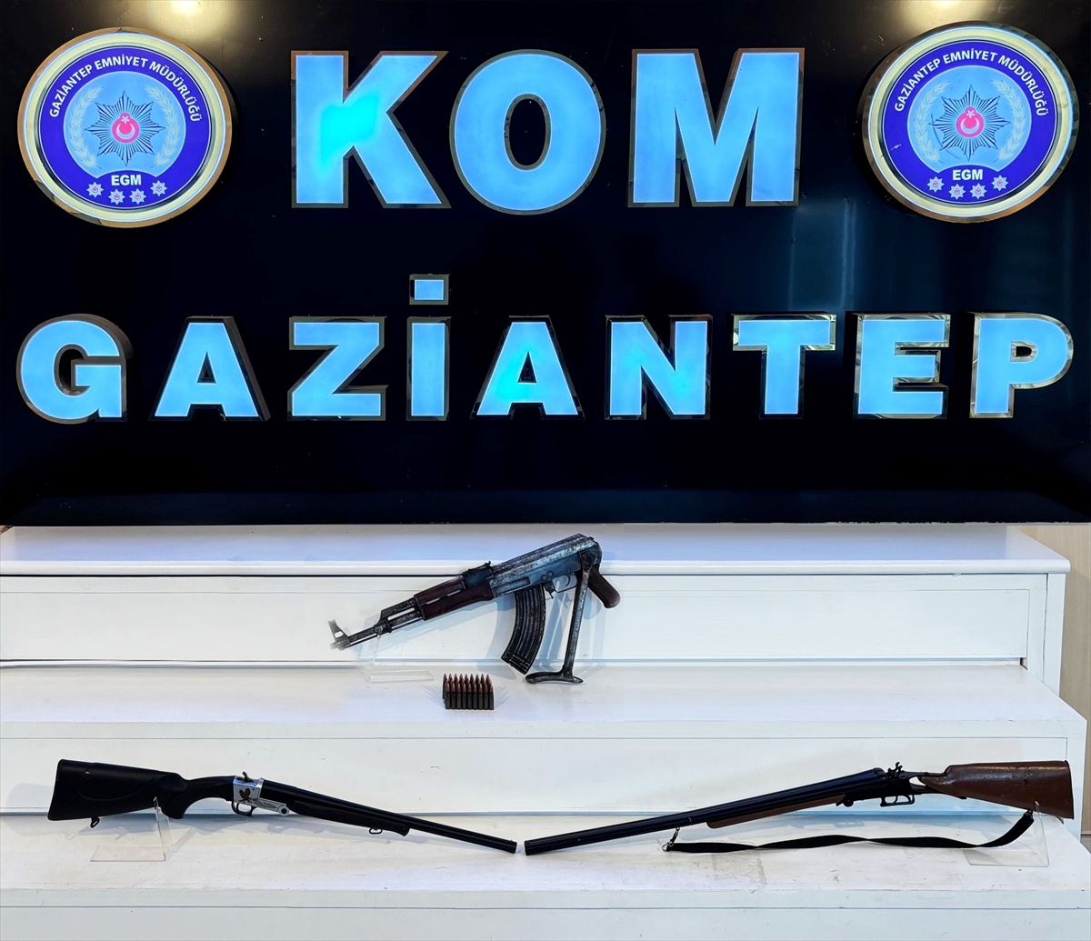 Gaziantep\'te silah kaçakçılığı operasyonu: 2 gözaltı