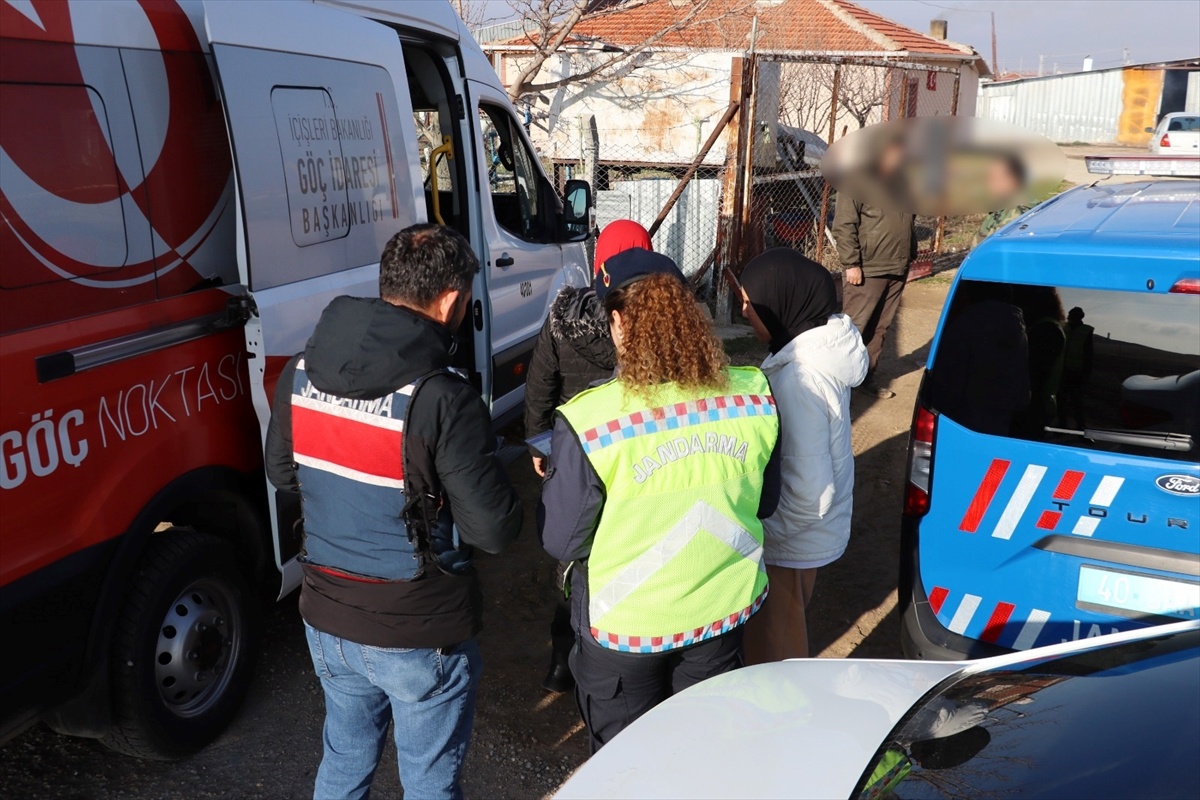 Kırşehir\'de 230 Düzensiz Göçmen Yakalandı