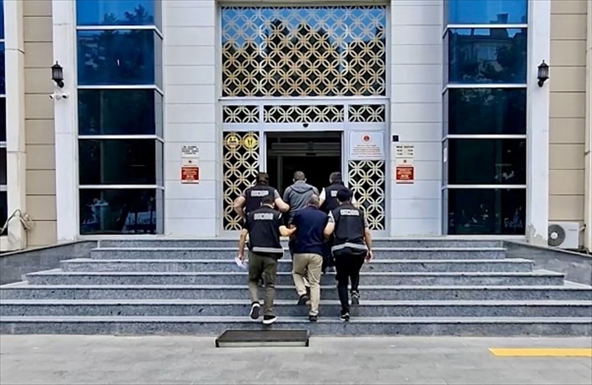 Kırşehir\'de Rüşvet Operasyonu: 2 Tutuklama