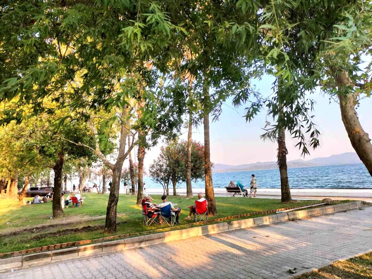 Köyceğiz\'de Aşırı Sıcaklar Etkili
