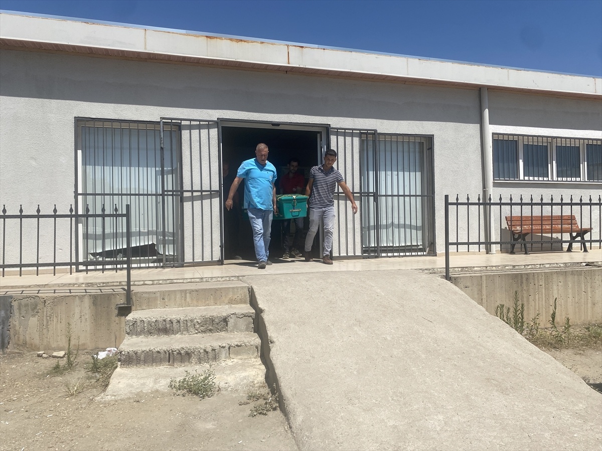 Alaşehir\'de Traktör Kazasında Genç Hayatını Kaybetti