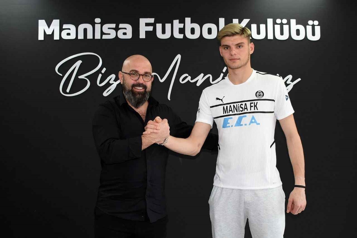 Orhan Kurşun Karacabey Belediyespor\'da
