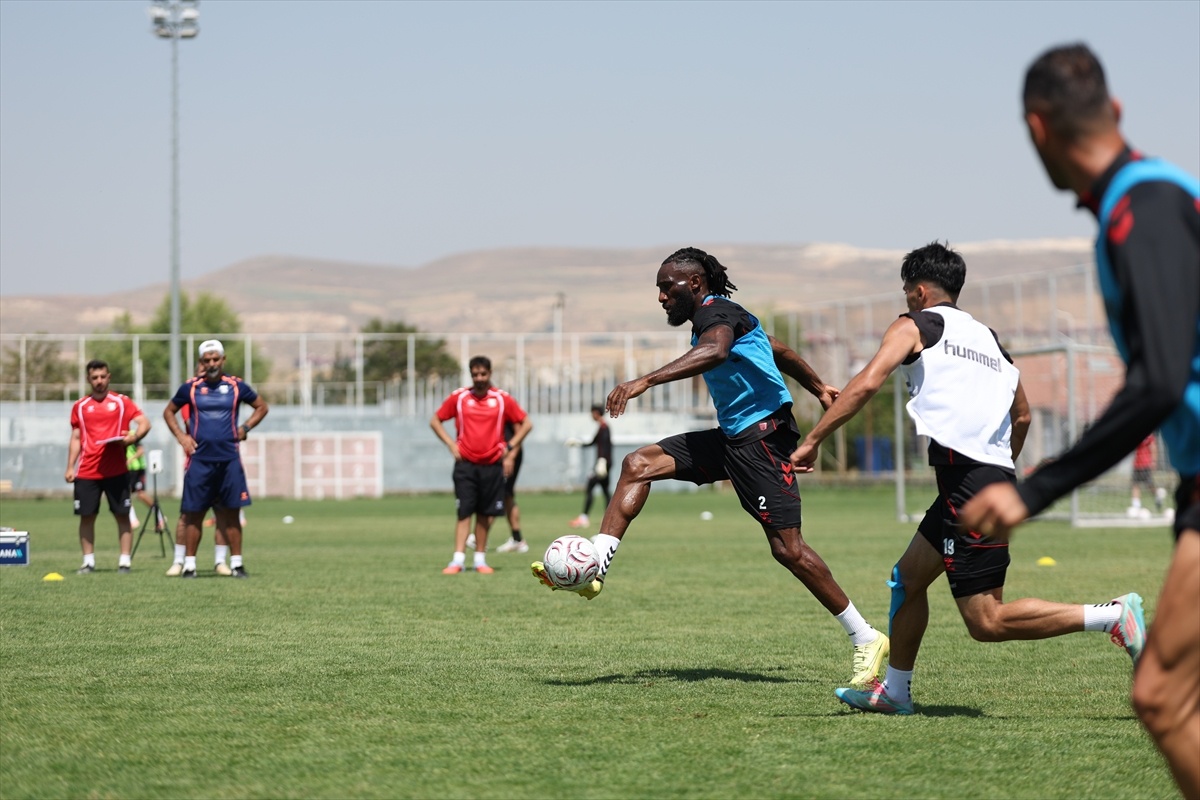Sivasspor\'un Kampı Tamamlandı