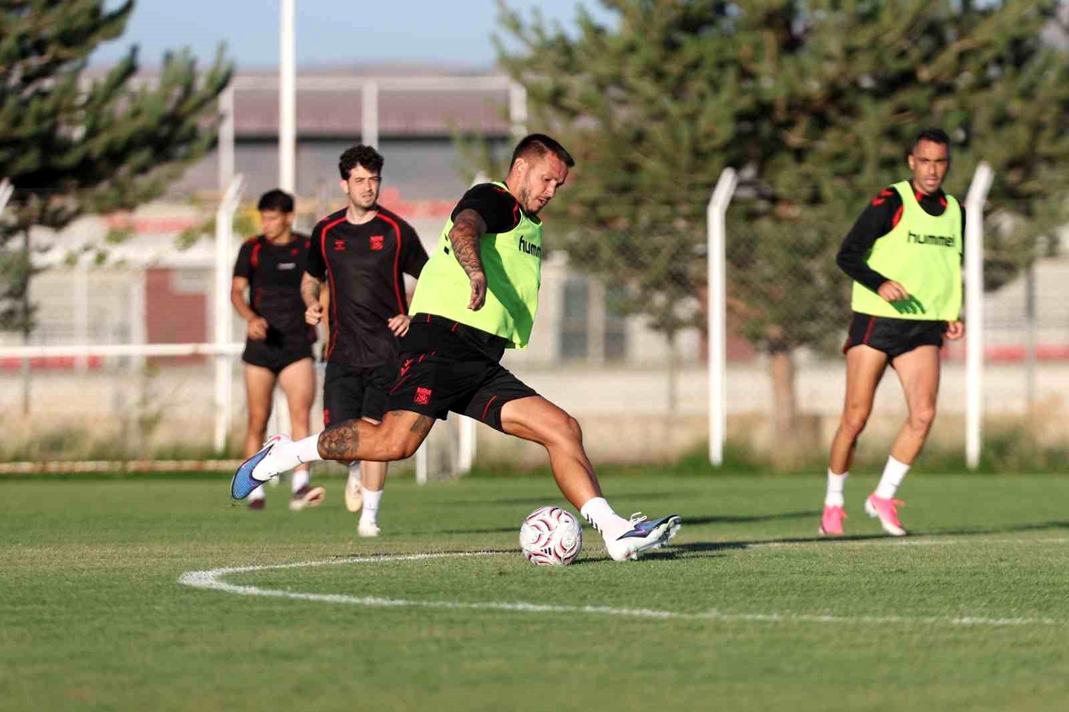 Sivasspor İkinci Etap Kampına Geçti