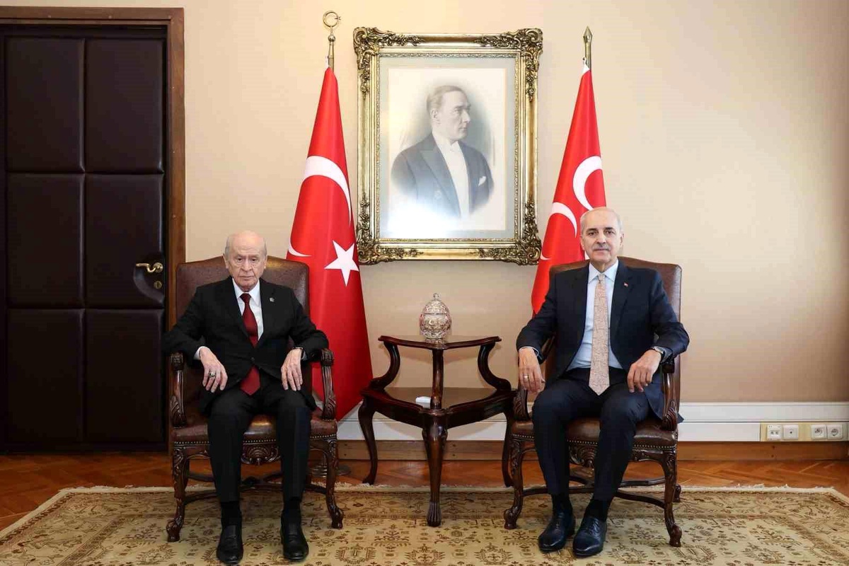 Kurtulmuş ve Bahçeli Terörsüz Türkiye\'yi Görüştü